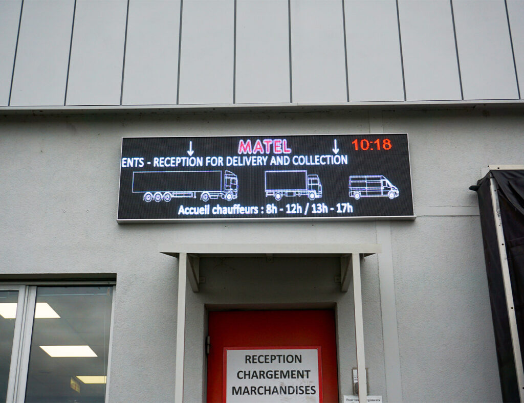Ecran sur mesure livraison Matel