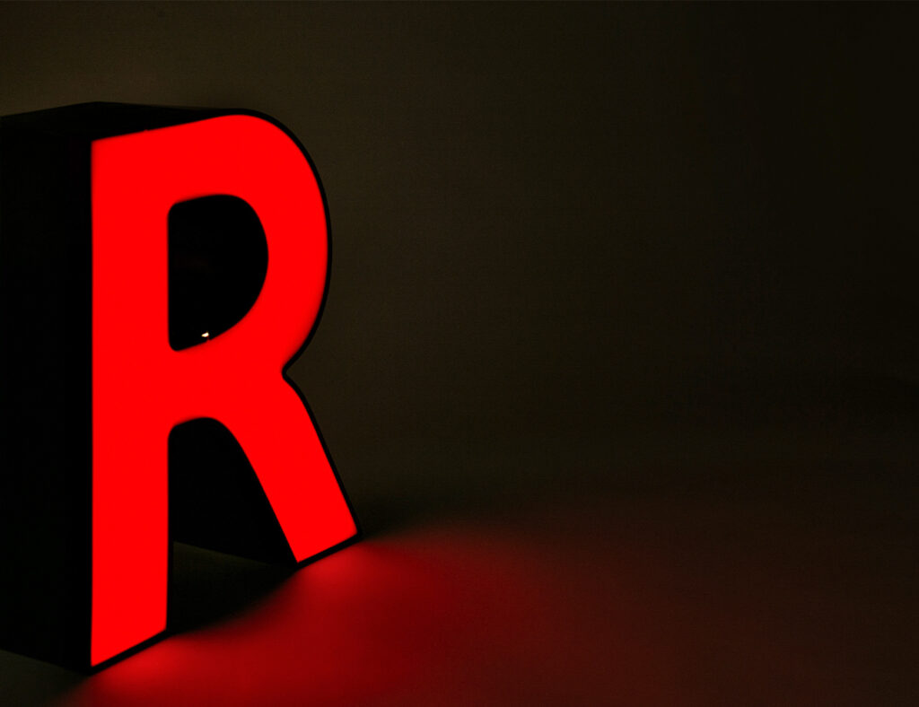 Listels Lettre rouge allumé